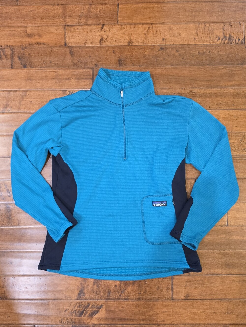 Patagonia Women's Half-Zip R 1 Fleece Pullover - Teal with Black Panels, Medium